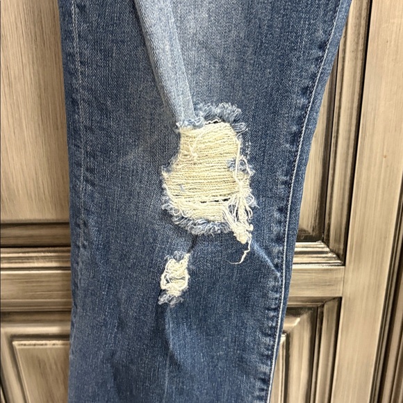 MOTHER Insider Crop Step Chew Dancing in Coals Distressed Denim Jeans - Picture 2 of 14